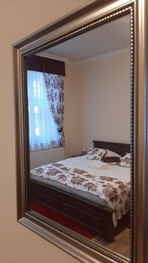 Toscana Apartman Gyula Exteriér fotografie