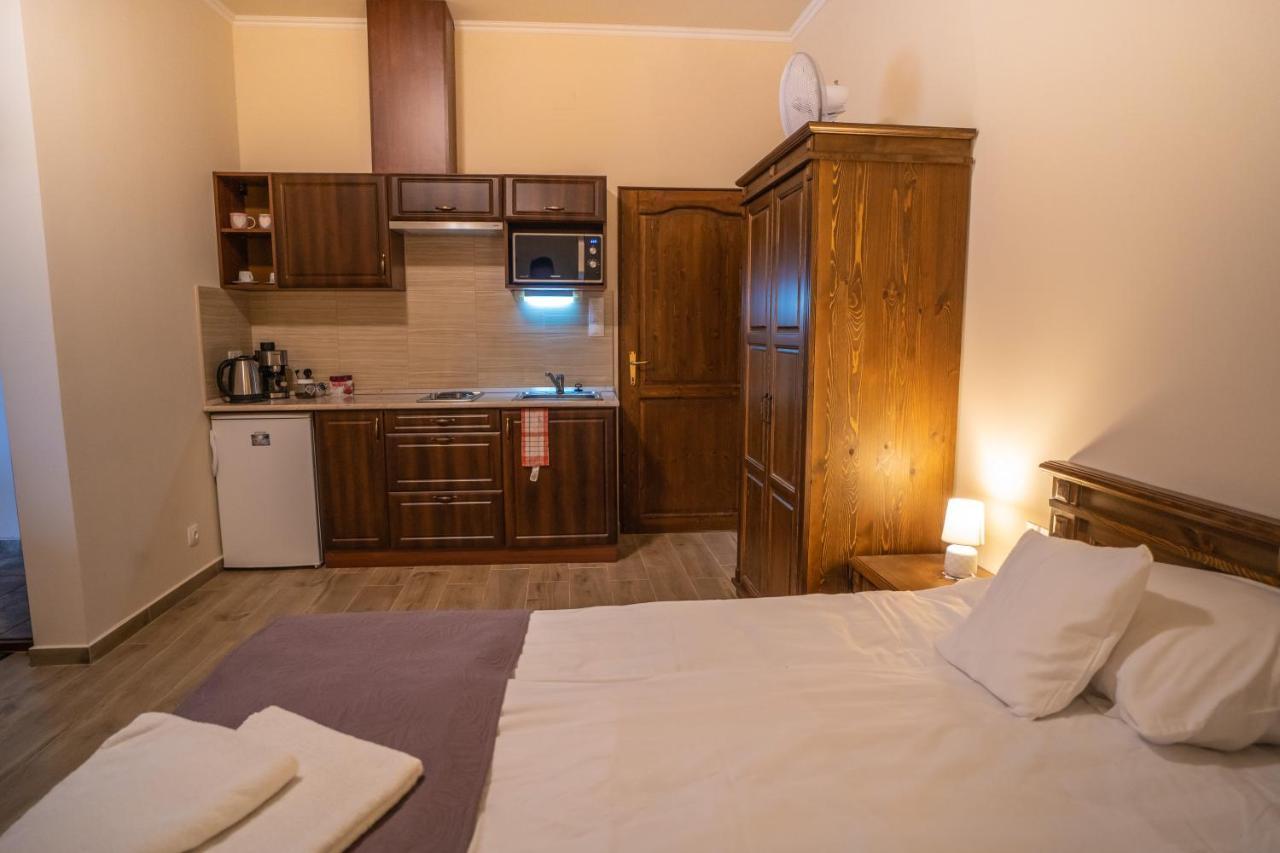 Toscana Apartman Gyula Exteriér fotografie