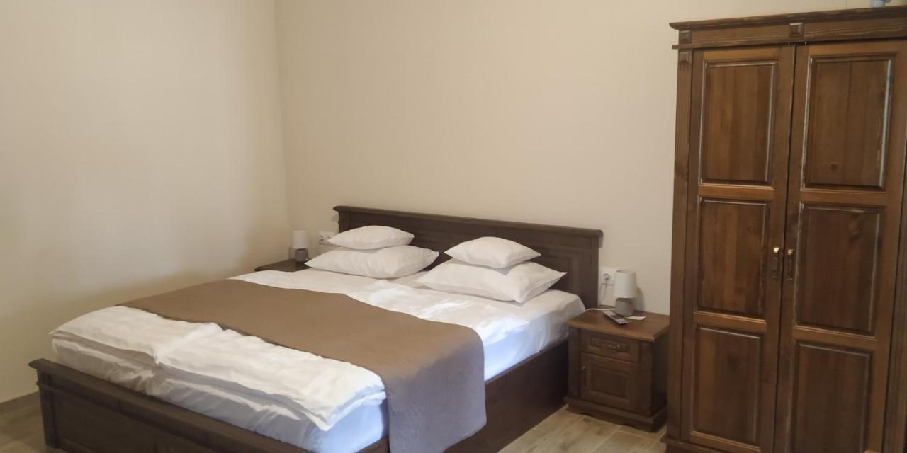 Toscana Apartman Gyula Exteriér fotografie